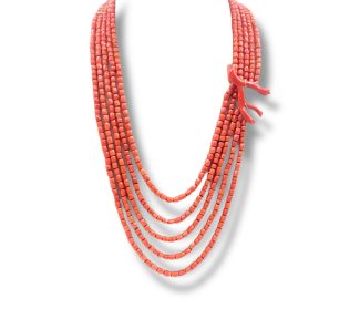 Splendida collana da donna in Corallo Sciacca con ramo, un gioiello made in italy di Patricia Oro Creations, perfetto per un regalo prezioso.