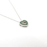 Splendida Collana Cuore Davite&Delucchi con diamanti e smeraldi, un gioiello smeraldo di alta gioielleria italiana (Vista 3)