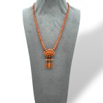 Splendida collana da donna in corallo Sciacca con bottoni e goccia, un gioiello made in italy di Patricia Oro Creations, perfetto per un'idea regalo preziosa. (Vista 2)