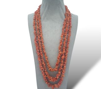 Splendida Collana Donna In Corallo Sciacca, un capolavoro di gioielleria made in italy, perfetta per un'idea regalo preziosa.