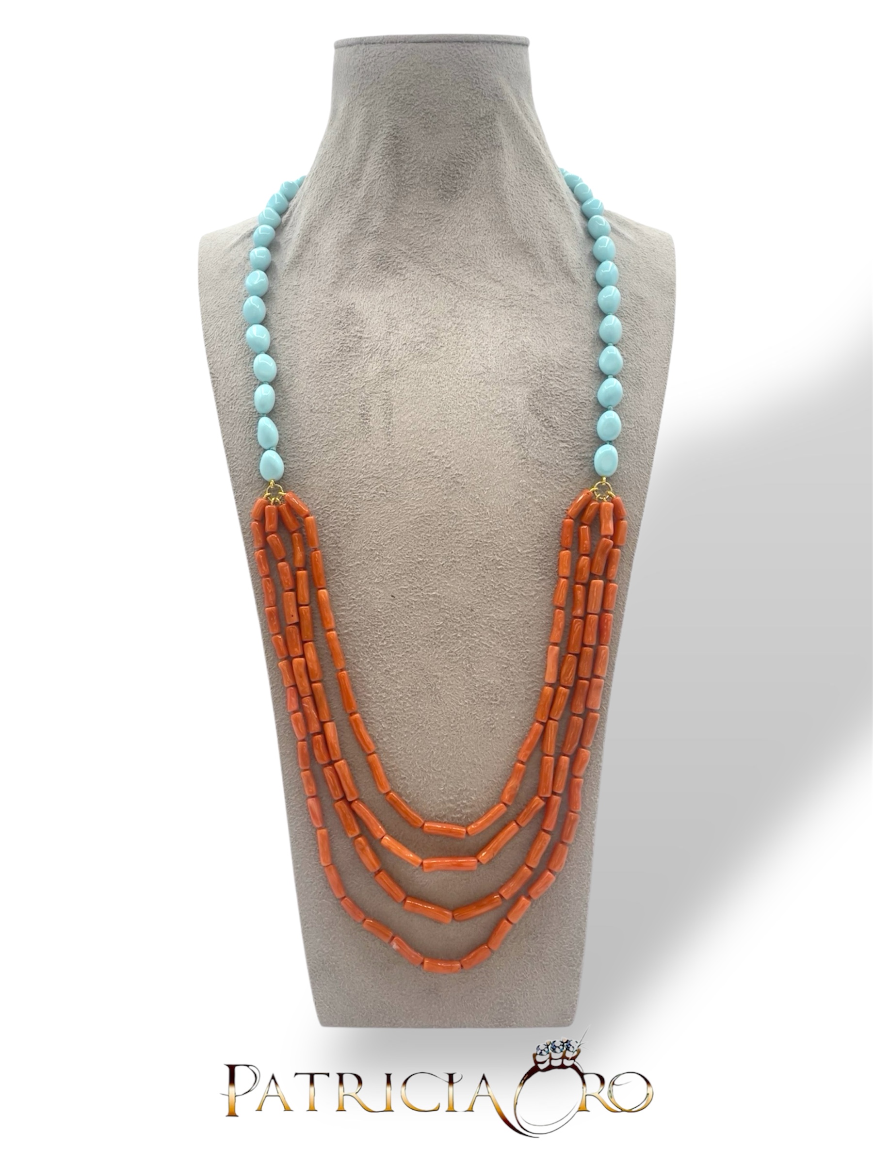 Splendida collana da donna in corallo e turchese, un gioiello made in italy di Patricia Oro Creations, perfetto per un regalo prezioso.