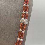 Splendida collana in corallo con perle barocche, un capolavoro di gioielli made in italy, perfetto per un'occasione speciale. (Vista 2)