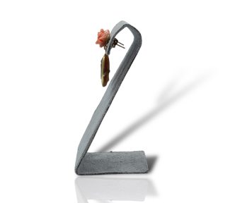 Splendidi orecchini Cammeo con Corallo Sciacca di Patricia Oro Creations, un esempio di gioielli made in italy e alta gioielleria. (Vista 2)