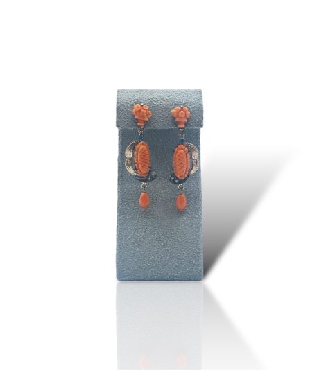 Orecchini Corallo Sciacca Stile Antico con Diamanti Piatti in Oro 585