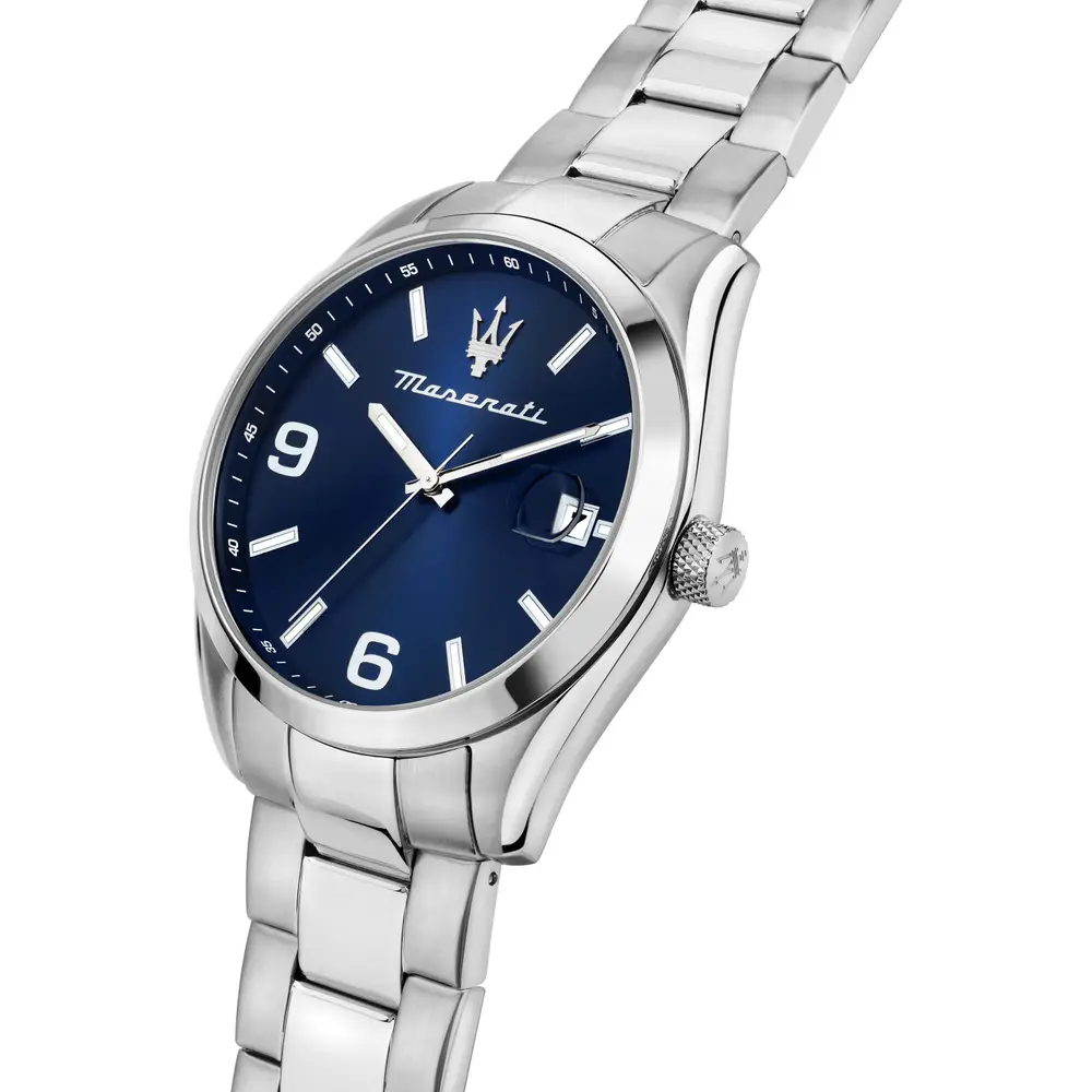 Scopri l'Orologio Maserati Attrazione, un gioiello di lusso per l'uomo moderno. Un accessorio di alta orologeria che incarna l'eleganza e lo stile italiano. (Vista 3)