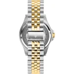 L'orologio Maserati Sfida, un gioiello di lusso per l'uomo moderno. Un'idea regalo preziosa per chi ama l'alta orologeria. (Vista 2)