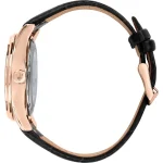 Scopri l'Orologio Maserati Sorpasso, un gioiello di lusso per l'uomo moderno. Design italiano e materiali pregiati. (Vista 4)