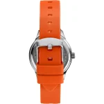 L'orologio Sector 270, un gioiello di lusso per chi ama l'eleganza senza tempo. (Vista 2)