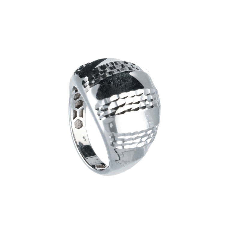 Anello da donna in oro bianco 750, un gioiello di lusso perfetto per un'idea regalo preziosa.