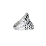 Anello da donna in oro bianco 750, un gioiello di lusso perfetto per un'occasione speciale. (Vista 3)