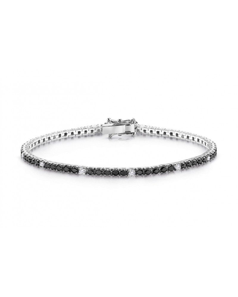 Bracciale tennis in oro bianco con zirconi, un gioiello di lusso perfetto per un'occasione speciale.