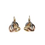 Eleganti Orecchini Donna in Oro 18k, un gioiello di lusso perfetto per un'idea regalo preziosa.