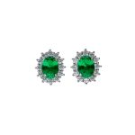 Eleganti orecchini da donna in oro 18k con zircone verde, un gioiello di lusso perfetto per un'occasione speciale.