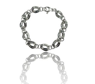 Bracciale da donna in oro bianco 750, un gioiello di lusso perfetto per un'idea regalo preziosa. (Vista 2)