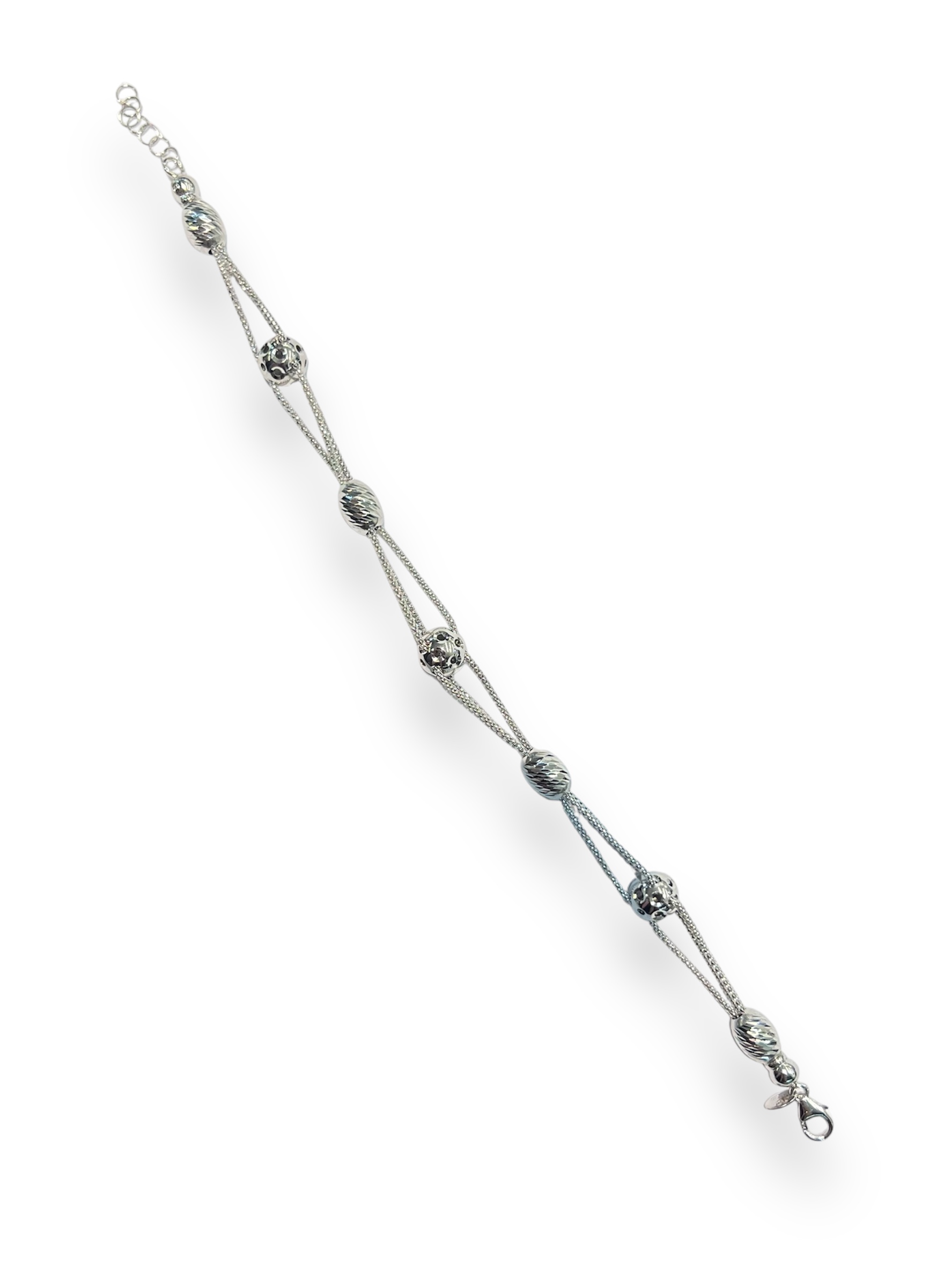 Bracciale da donna in oro bianco 750, un gioiello di lusso perfetto per un'idea regalo preziosa.