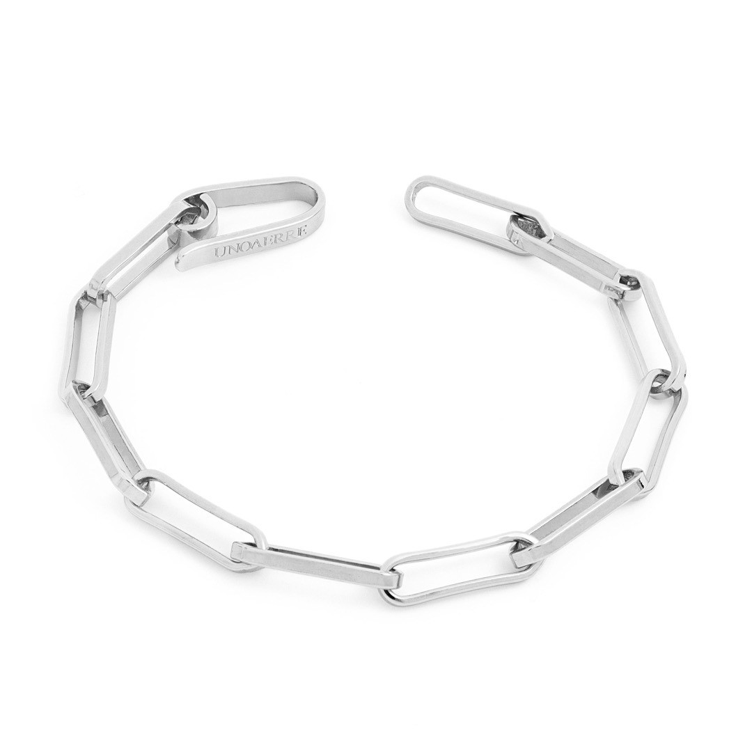 Bracciale UnoAerre Argentato: un gioiello di lusso per un'eleganza senza tempo.