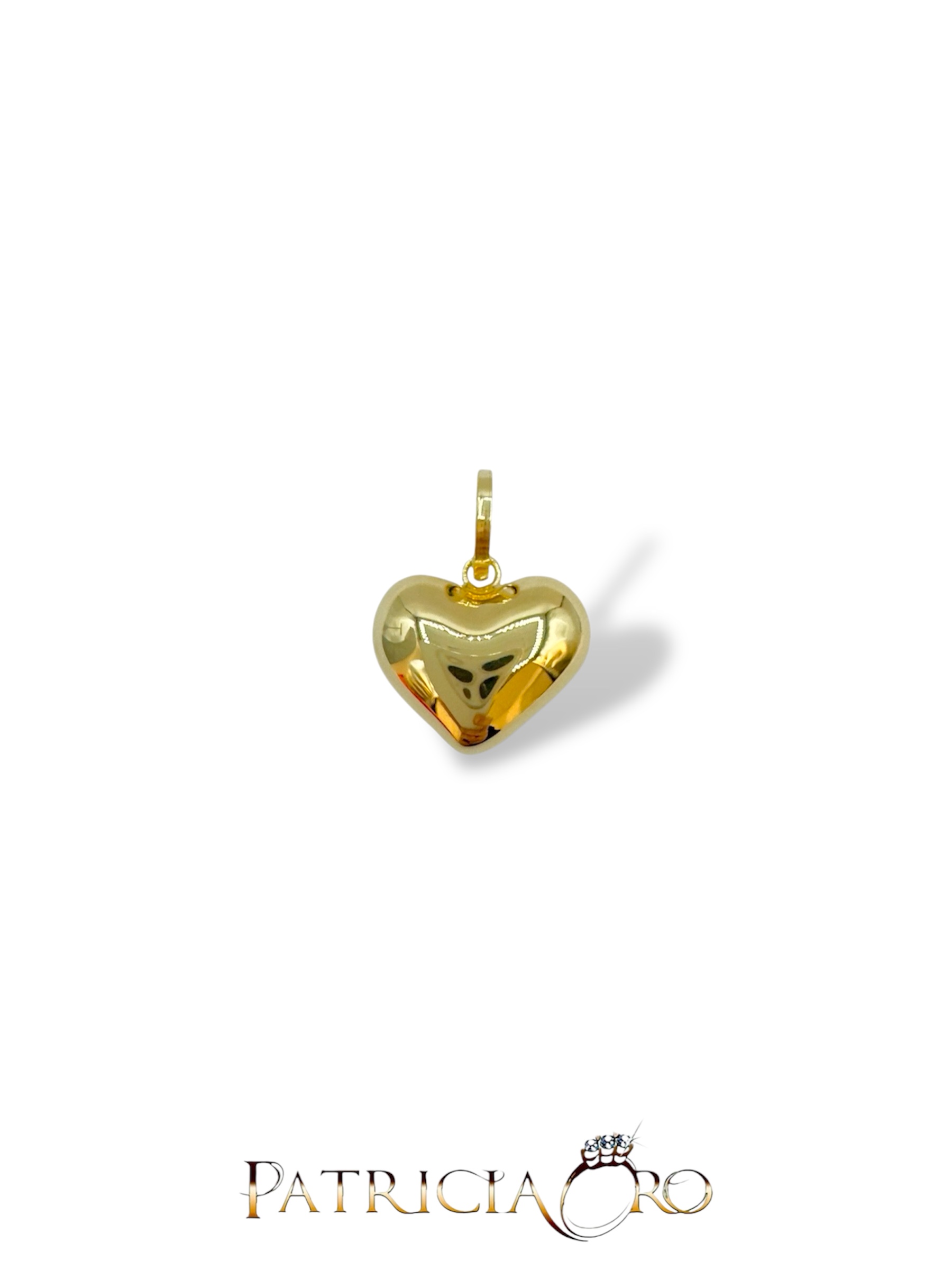 Ciondolo Cuore in Oro 18kt - Gioielli di Lusso | Gioielleria Patricia Oro Ciondolo in oro 18kt a forma di cuore, un gioiello di lusso perfetto per un regalo prezioso.
