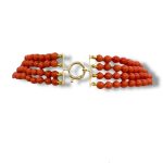 Collana da donna in oro con corallo, un gioiello made in italy di Patricia Oro Creations, perfetto per un regalo prezioso. (Vista 2)