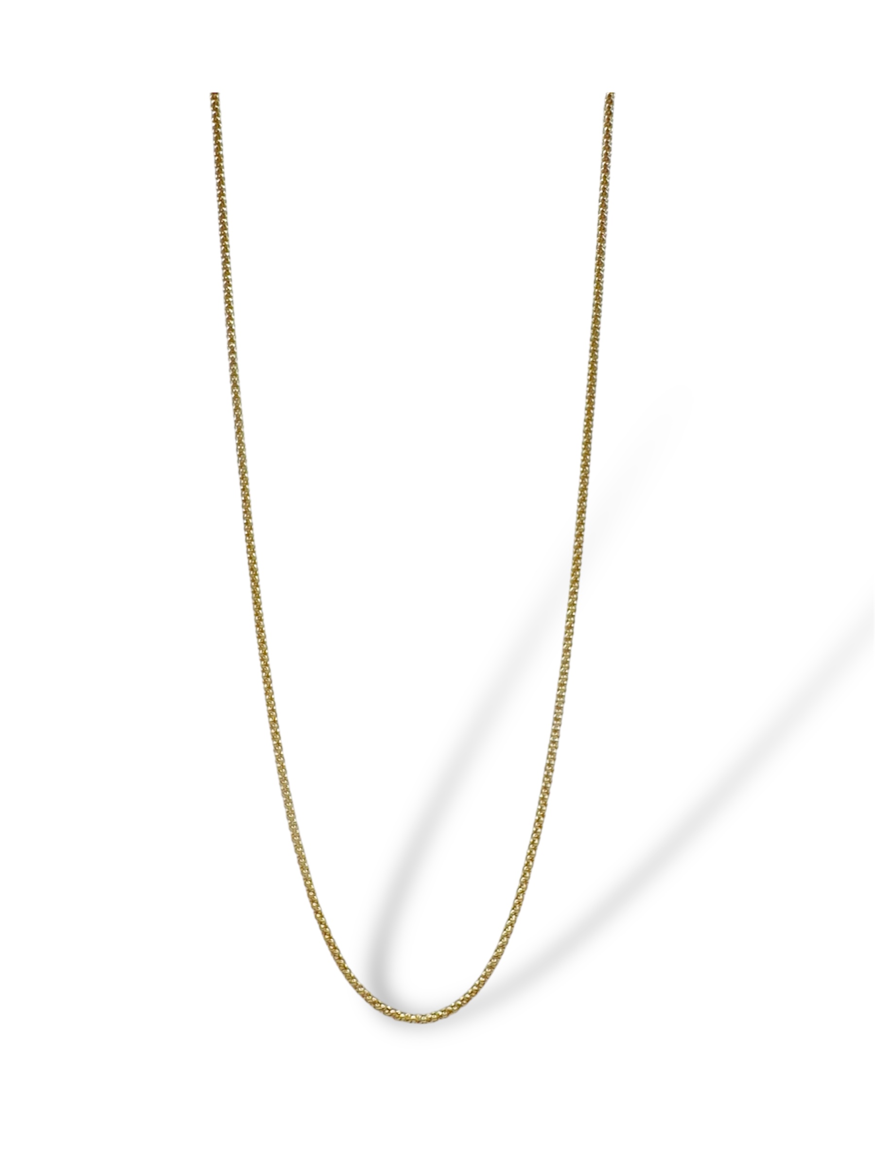 Collana in oro 750 da donna, un gioiello di lusso perfetto per un'idea regalo preziosa.