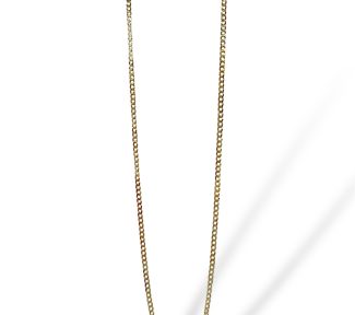 Collana in oro lunga da uomo, un gioiello di lusso realizzato con maestria artigianale.