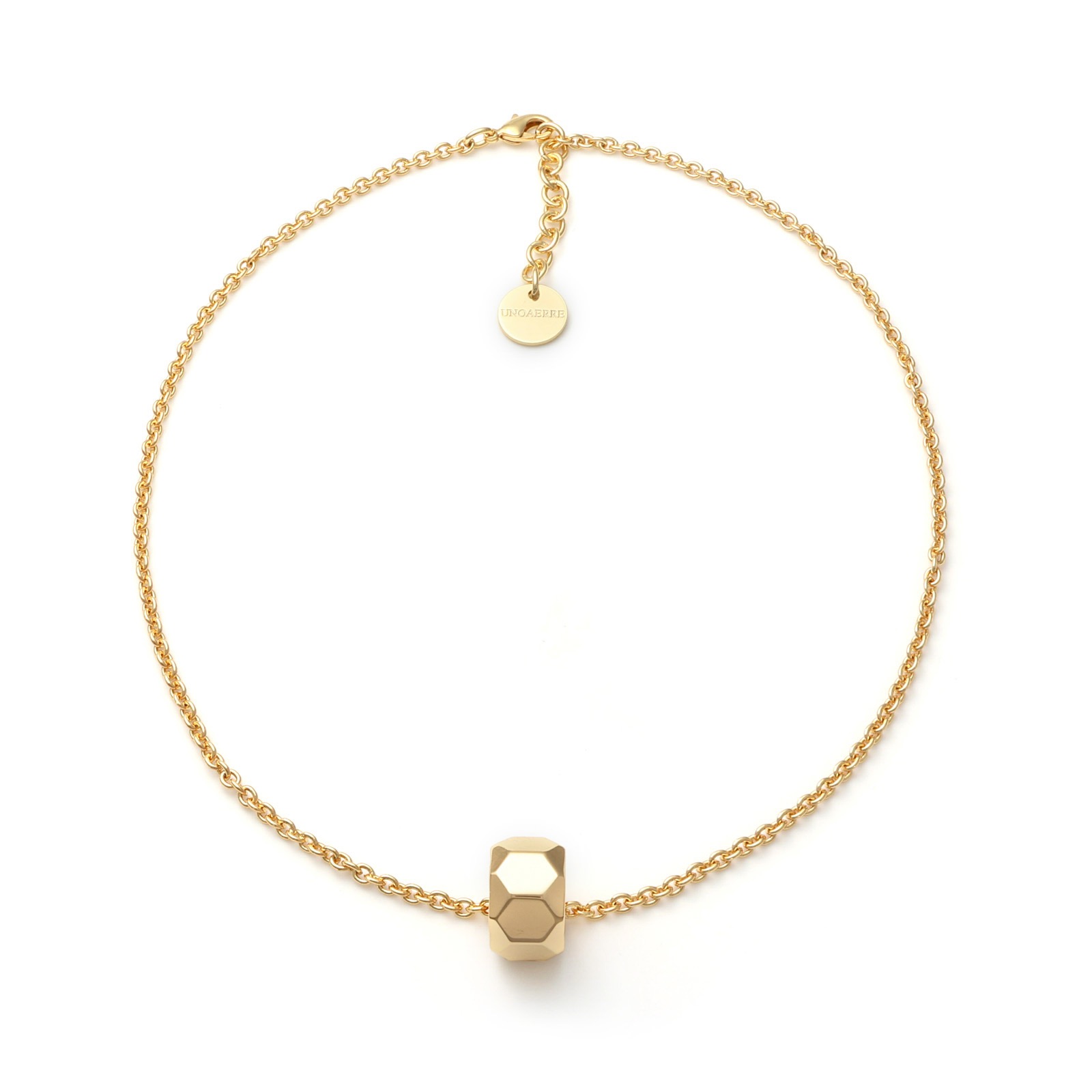 Collana UnoAerre, un gioiello di lusso che incarna l'eleganza senza tempo.