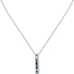 Scopri la Collana Uomo Maserati Ceramic, un gioiello di lusso che incarna l'eleganza maschile. Perfetta come idea regalo preziosa. (Vista 3)