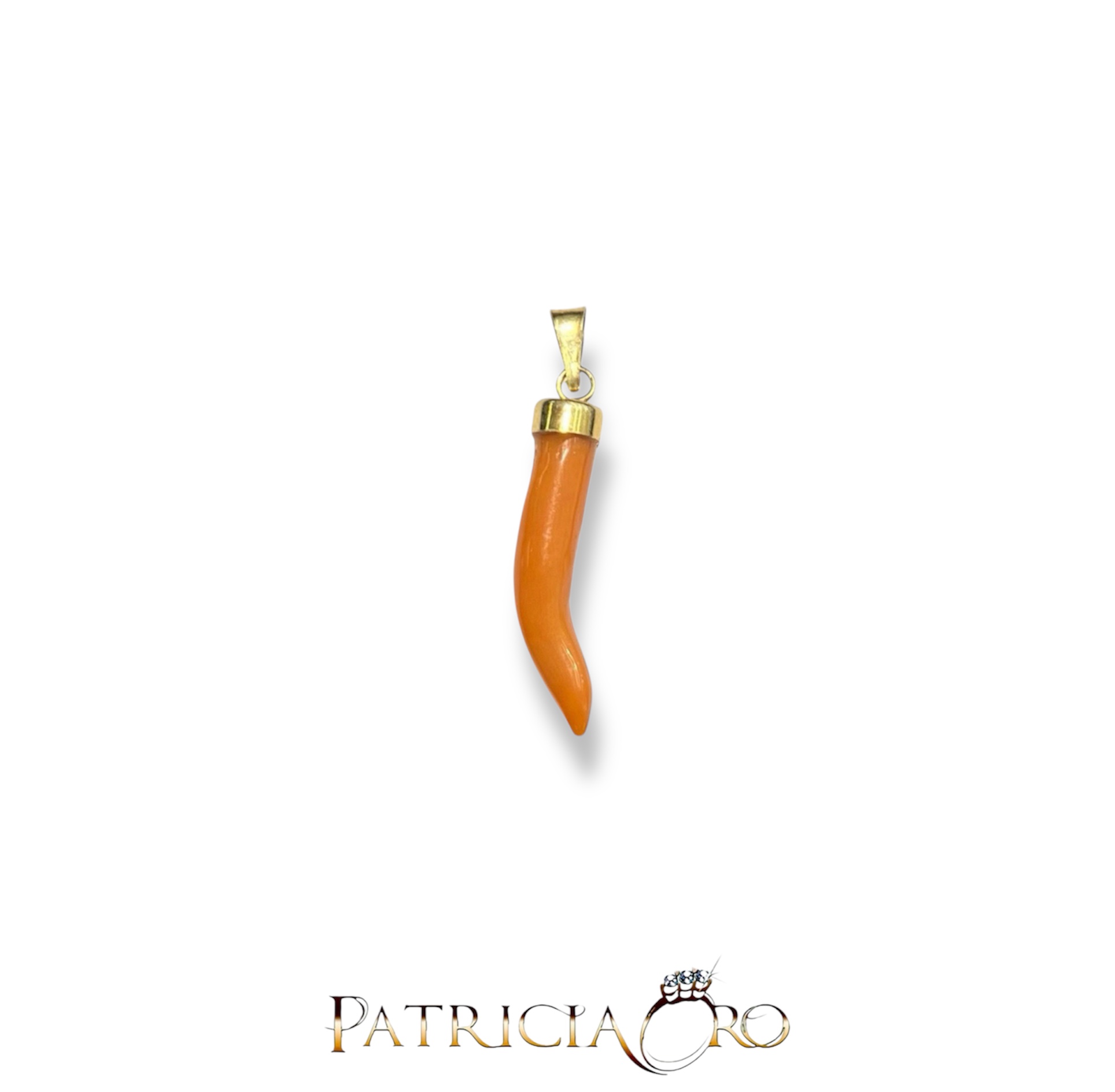 Il Corno Portafortuna in Corallo Sciacca di Patricia Oro Creations, un gioiello made in italy di alta gioielleria.