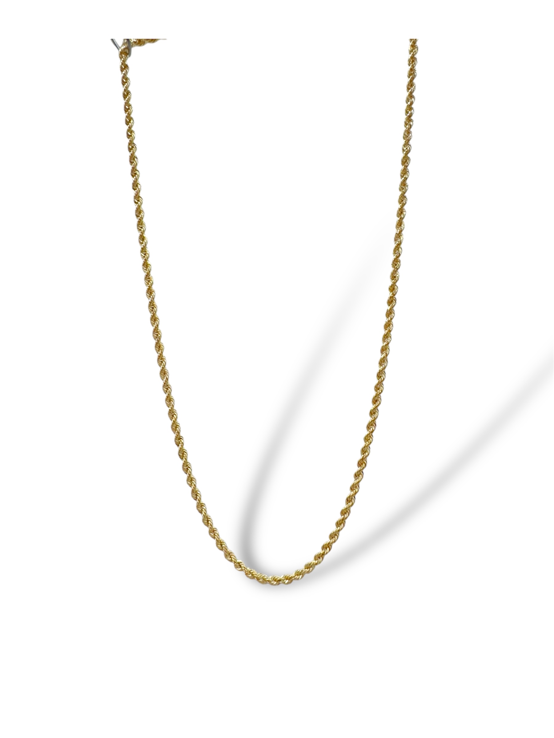 Girocollo in Oro Giallo 18K per Donna | Gioielleria Patricia Oro Elegante girocollo in oro giallo da donna, un gioiello di lusso perfetto per un'idea regalo preziosa.