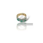 Splendido anello Davite&Delucchi in oro bicolore con smeraldo e diamanti, un gioiello smeraldo di alta gioielleria. (Vista 3)