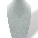 Splendida Collana Croce Davite & Delucchi con zaffiri e diamanti, un gioiello di lusso per un'eleganza senza tempo.