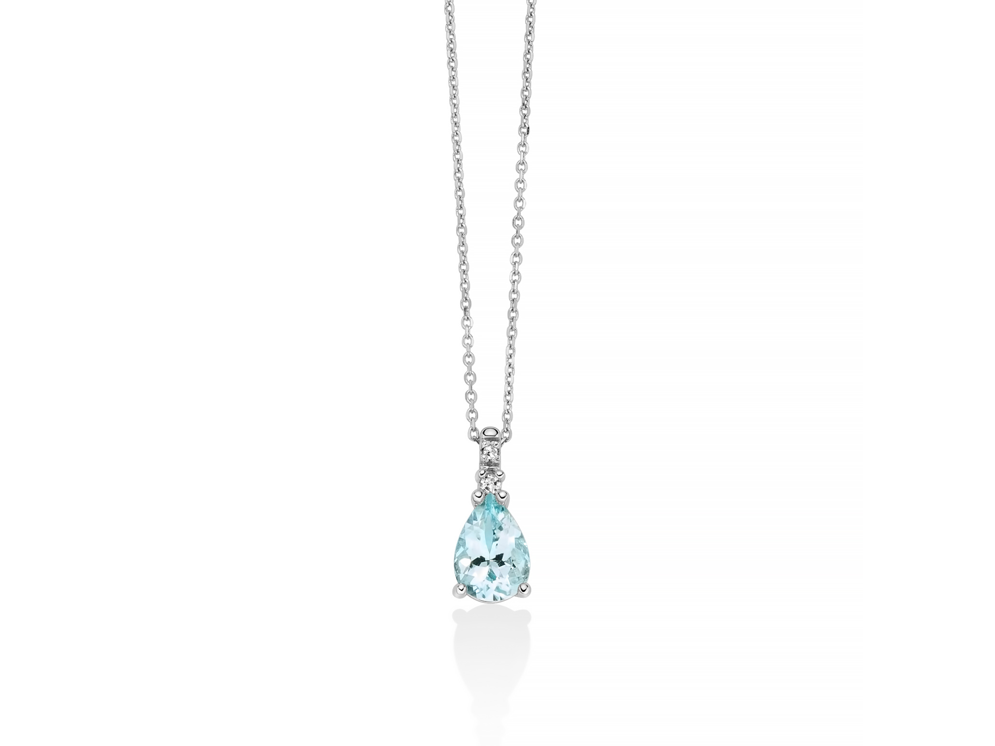La Collana Miluna Acquamarina e Diamanti: un capolavoro di gioielleria diamanti in oro bianco, perfetto per un'idea regalo preziosa.