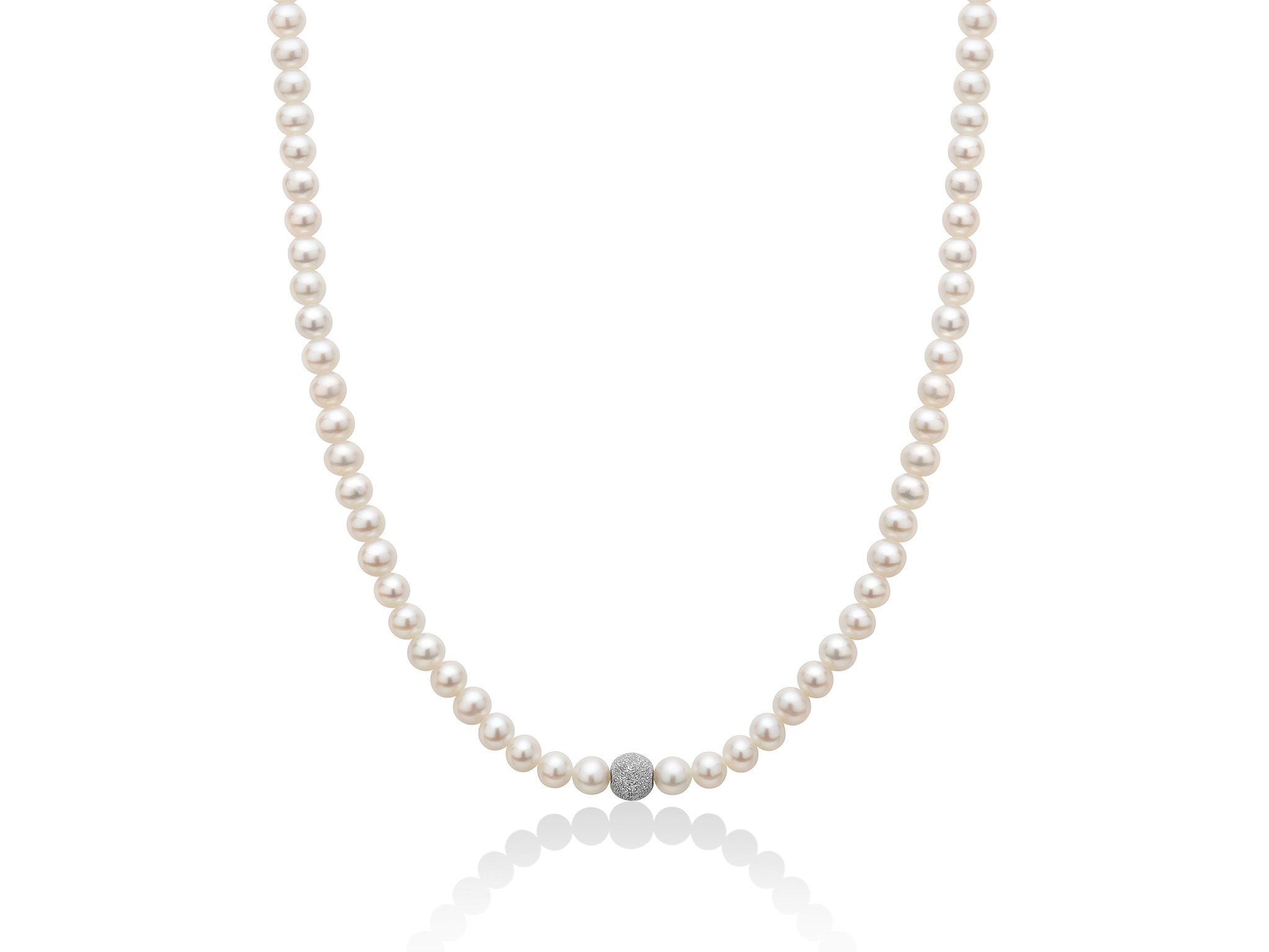 Collana Miluna con perle naturali in oro 750: un gioiello di lusso per un'eleganza senza tempo.
