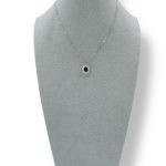 Splendida collana in oro con zaffiri e diamanti, un gioiello di lusso perfetto per un'occasione speciale. (Vista 2)