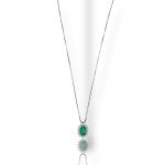 Splendida collana Davite&Delucchi in oro bianco 750 con smeraldo e diamanti, un capolavoro di alta gioielleria. (Vista 2)