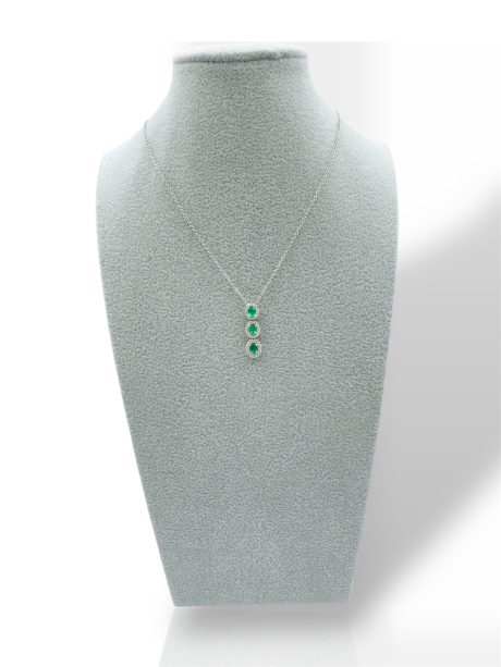 Collana Trilogy Smeraldo e Diamanti in Oro Bianco 750