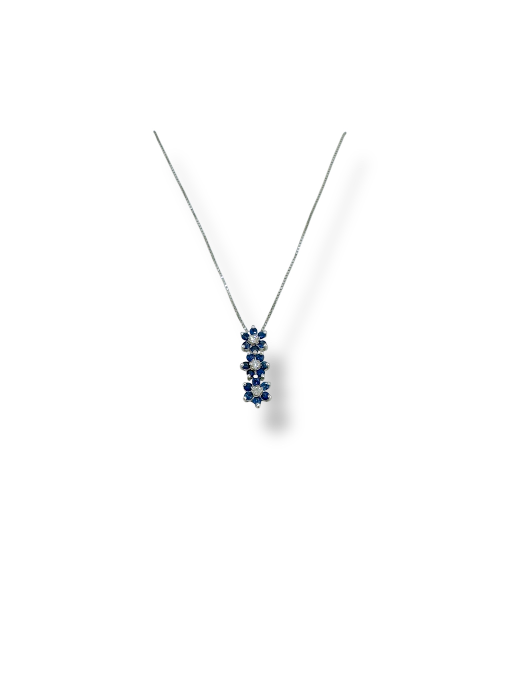 Splendida collana Davite&Delucchi in oro 750 con zaffiro e diamanti, un gioiello di lusso per un'eleganza senza tempo. (Vista 2)