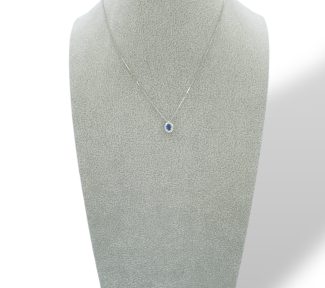 Splendida collana Davite&Delucchi in oro 750 con zaffiro e diamanti, un gioiello di lusso per un'eleganza senza tempo.