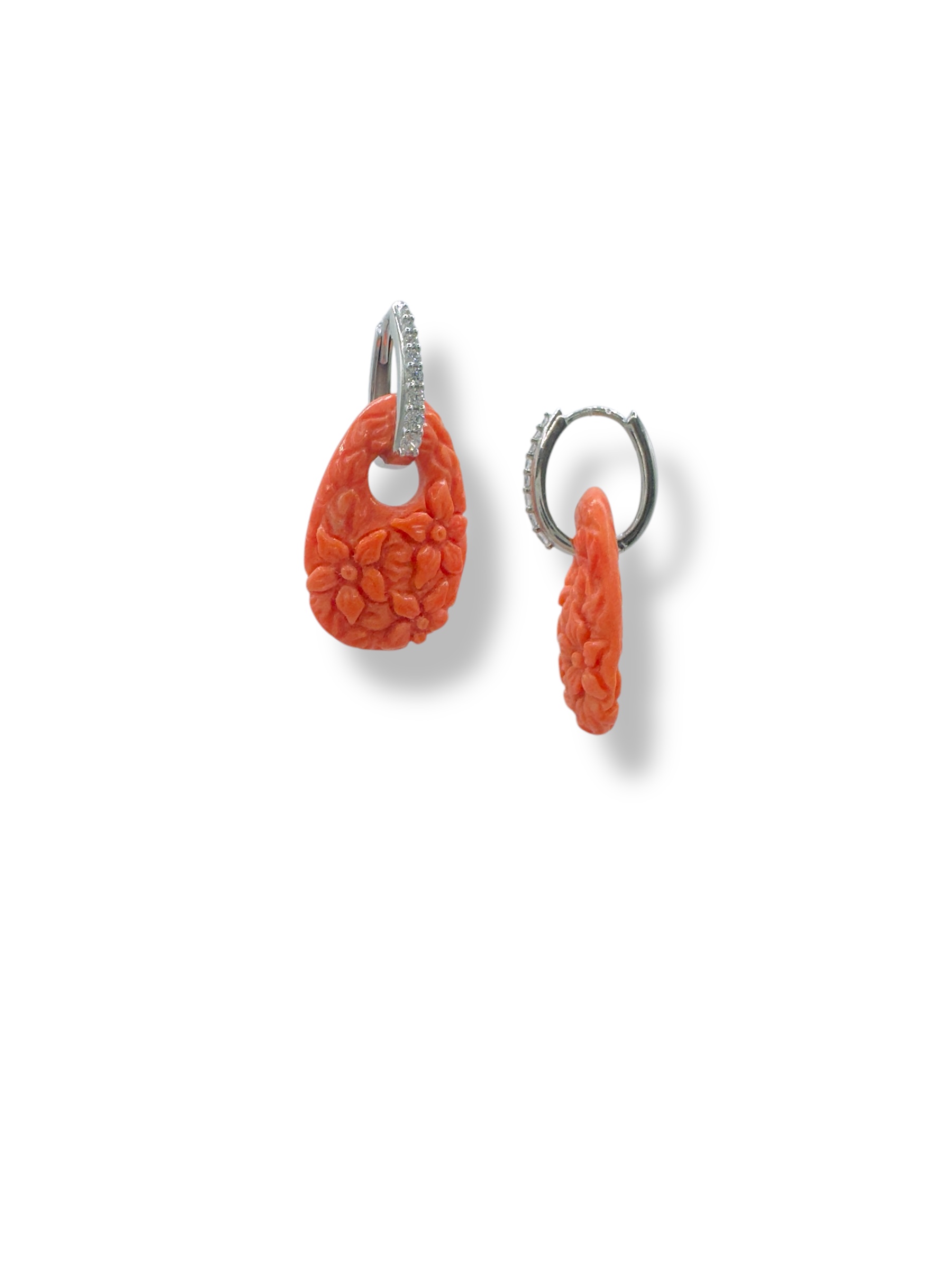 Orecchini Creole Corallo Sciacca, gioielli made in italy di alta gioielleria, un'esplosione di colore e artigianalità. (Vista 2)