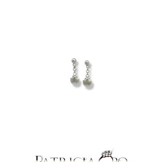 Shell Drop Earrings in 18kt White Gold