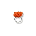 Anello Corallo Sciacca Cupolini, un gioiello made in italy di Patricia Oro Creations, un'opera d'arte di alta gioielleria.