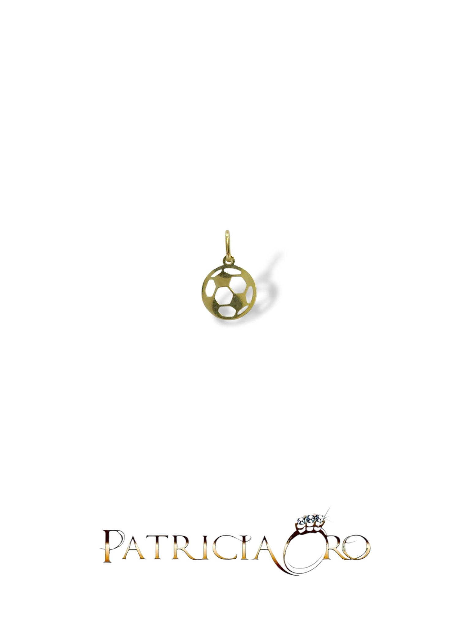 Scopri l'eleganza del Ciondolo Pallone Calcio in Oro, un gioiello di lusso perfetto per gli amanti dello sport e dell'alta gioielleria.