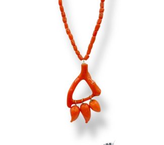 Splendida Collana in Corallo Sciacca di Patricia Oro Creations, un gioiello made in italy di alta gioielleria. (Vista 2)