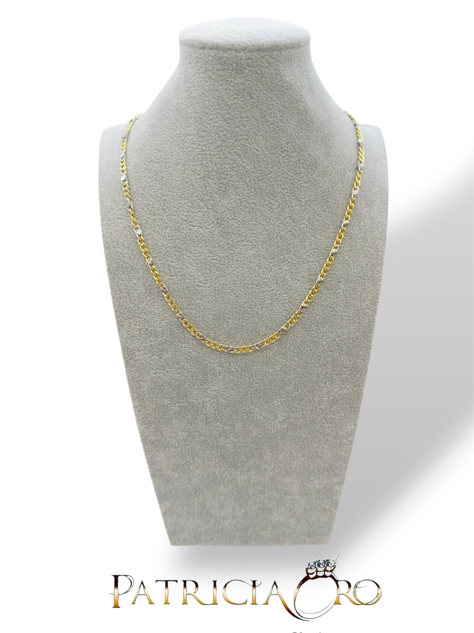 Collana in oro bicolore da uomo, un gioiello di lusso perfetto per un regalo prezioso.