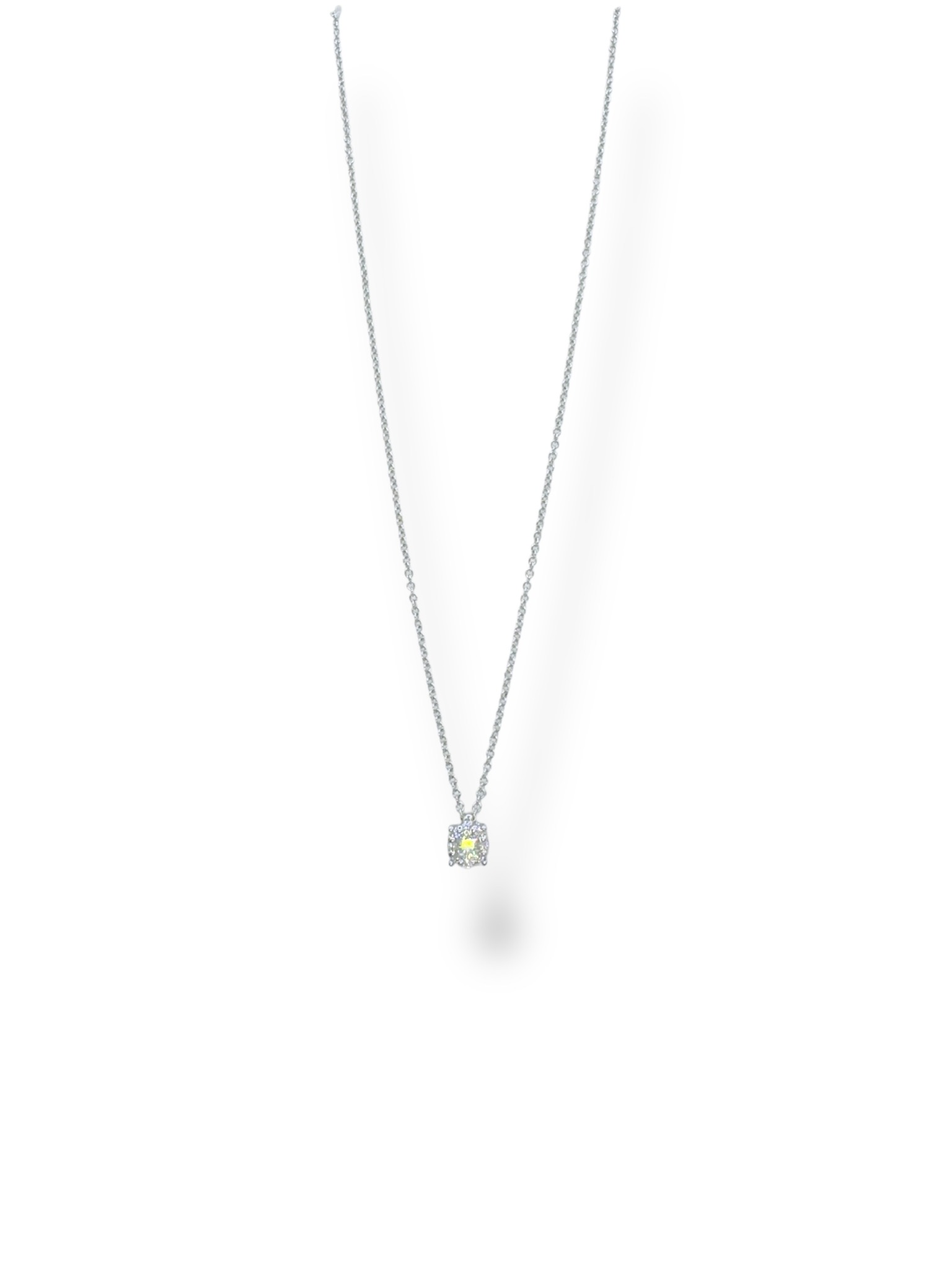 Splendido girocollo punto luce con diamante Davite&Delucchi, un gioiello di lusso perfetto per chi ama i gioielli diamanti.
