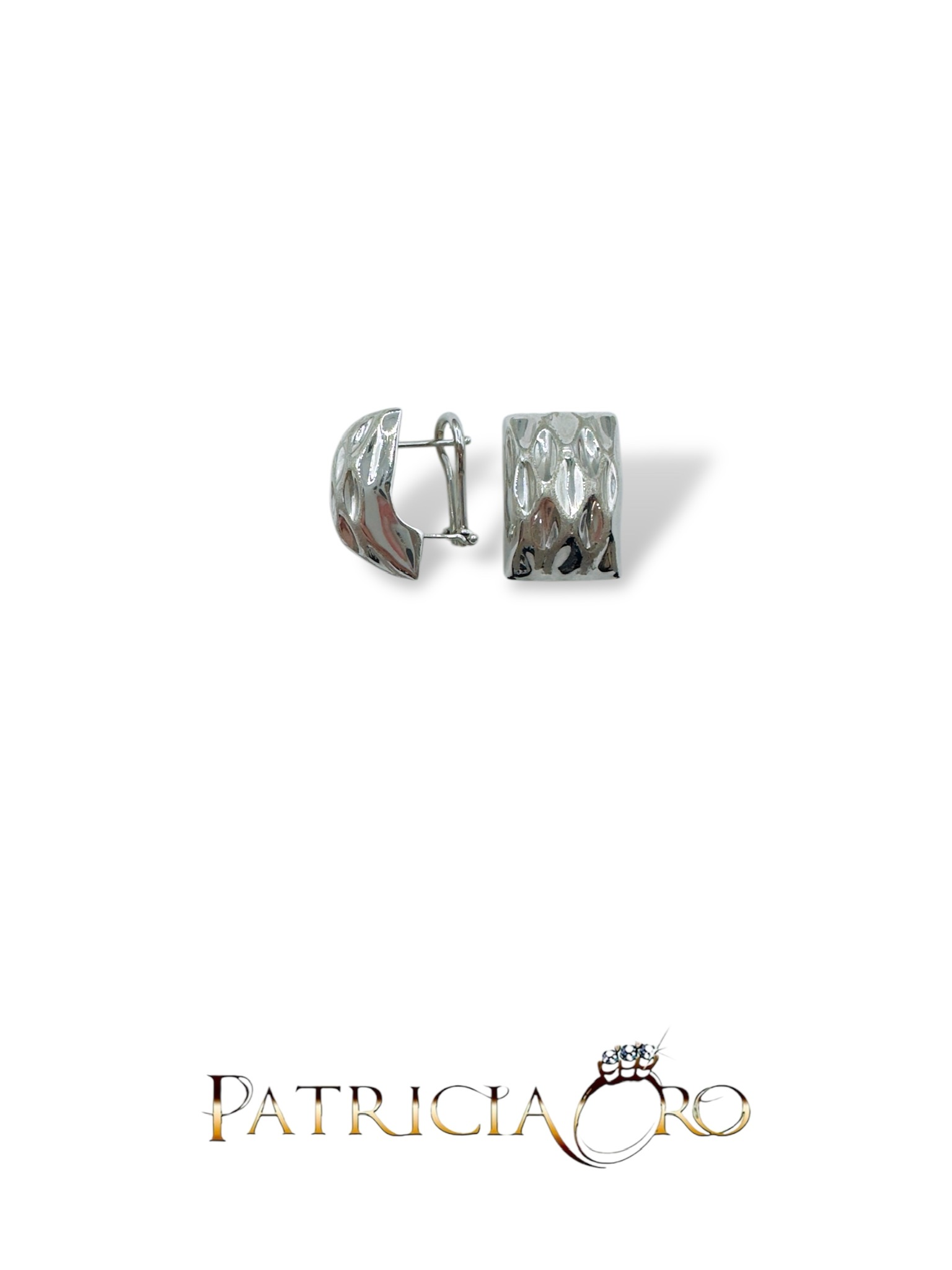 Eleganti orecchini clips in oro bianco, un gioiello di lusso perfetto per un'occasione speciale. (Vista 2)