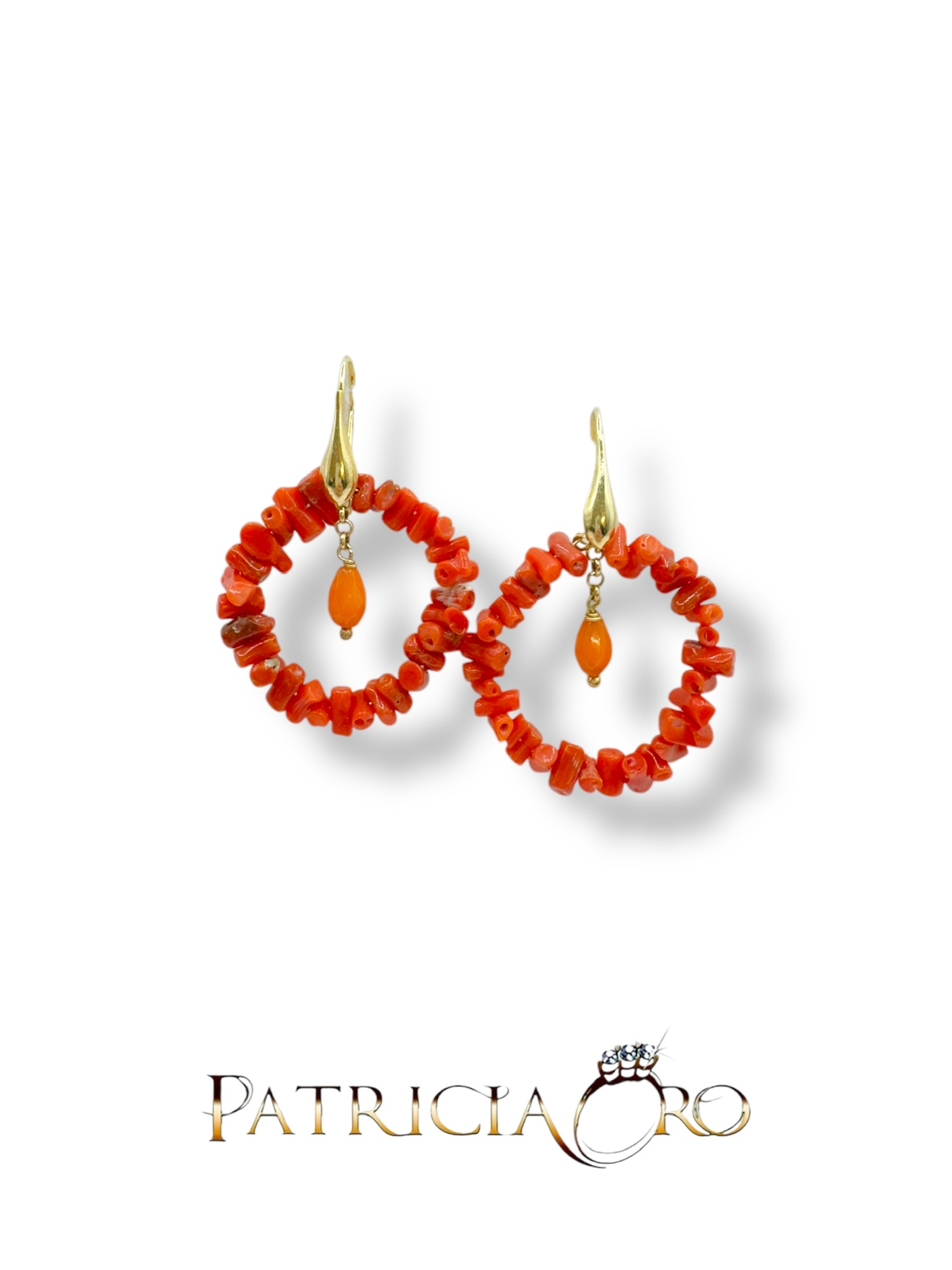 Splendidi orecchini Corallo Sciacca a goccia, gioielli made in italy di Patricia Oro Creations, un'eccellenza dell'oreficeria artigianale.