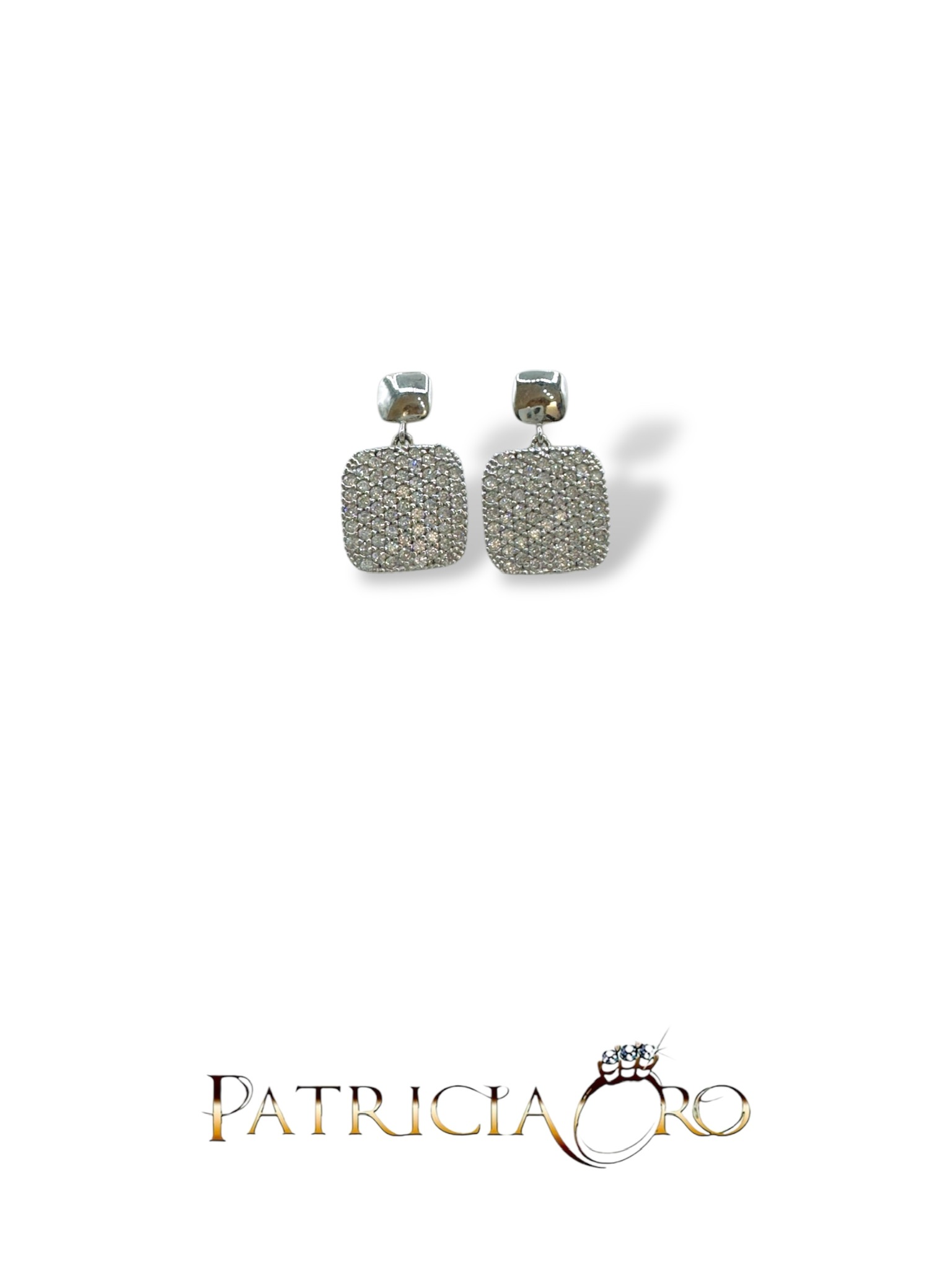 Splendidi orecchini da donna con zirconi in oro, un gioiello di lusso perfetto per un'occasione speciale.