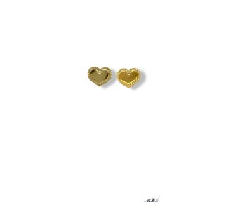 Deliziosi orecchini in oro a forma di cuore per bambina, un gioiello di lusso perfetto per un regalo prezioso.