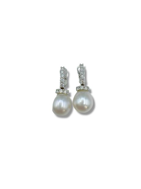 Orecchini Nimei Perle Akoya con Diamanti Oro 750