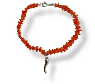 Bracciale Cornetto Corallo Portafortuna di Patricia Oro Creations: un gioiello made in italy di alta oreficeria artigianale, perfetto come idea regalo preziosa.